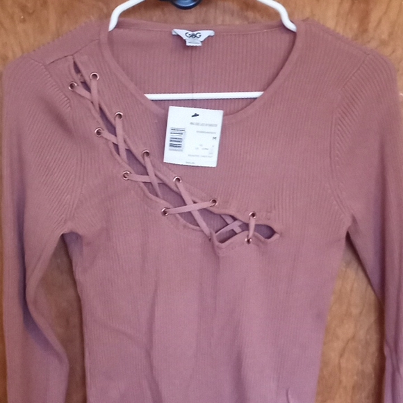 Sweater - Picture 2 of 4